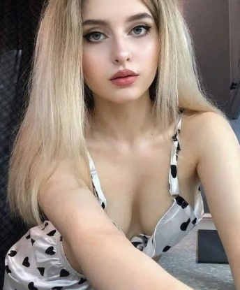 Оля
